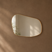 ESPEJO DECORATIVO - 135CM